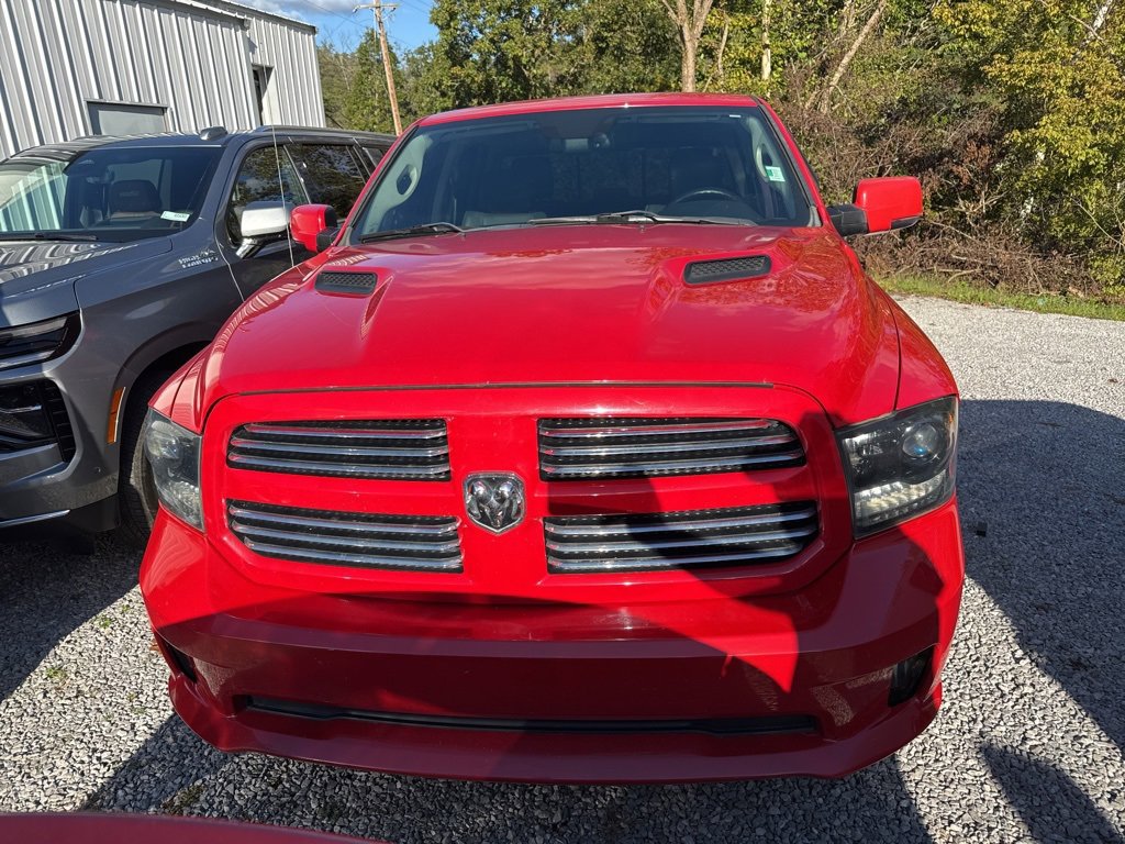2015 Ram 1500 Sport photo 2