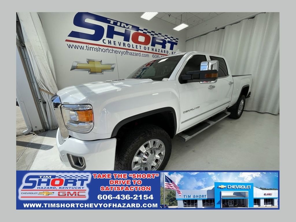 2016 GMC Sierra 4WD Crew Cab Standard Box Denali's photo