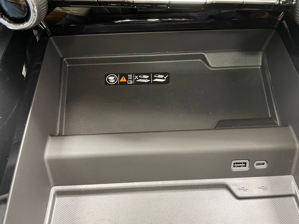 2026 Chevrolet Tahoe Premier - Photo 23