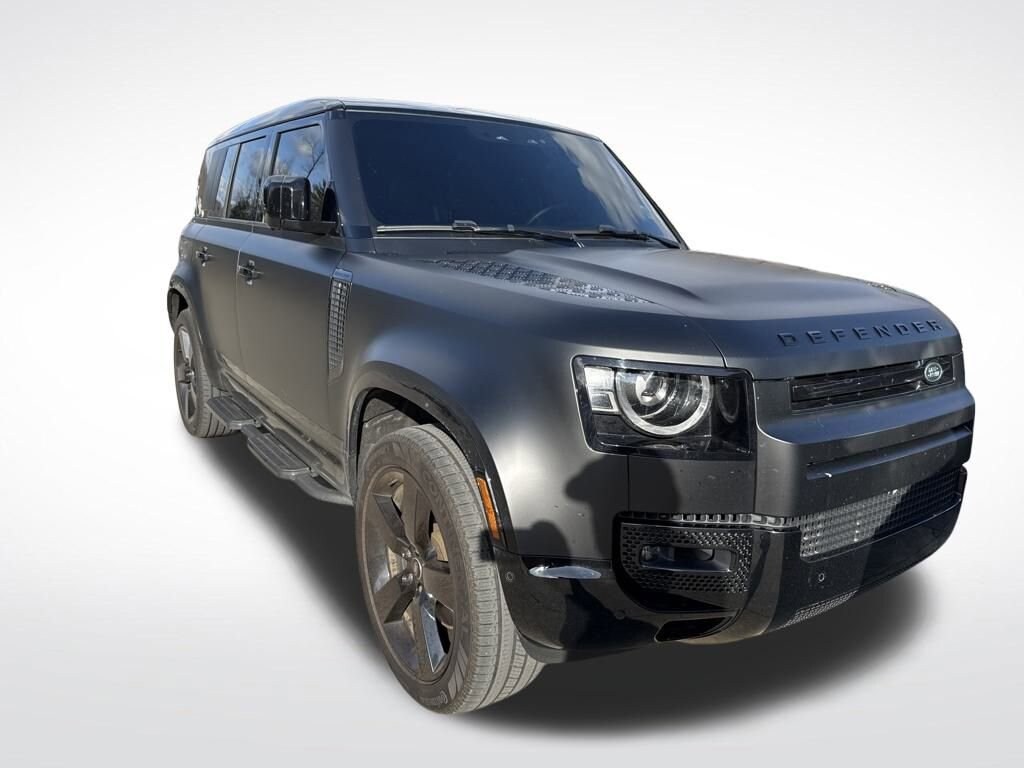 Used 2025 Land Rover Defender X-Dynamic SE