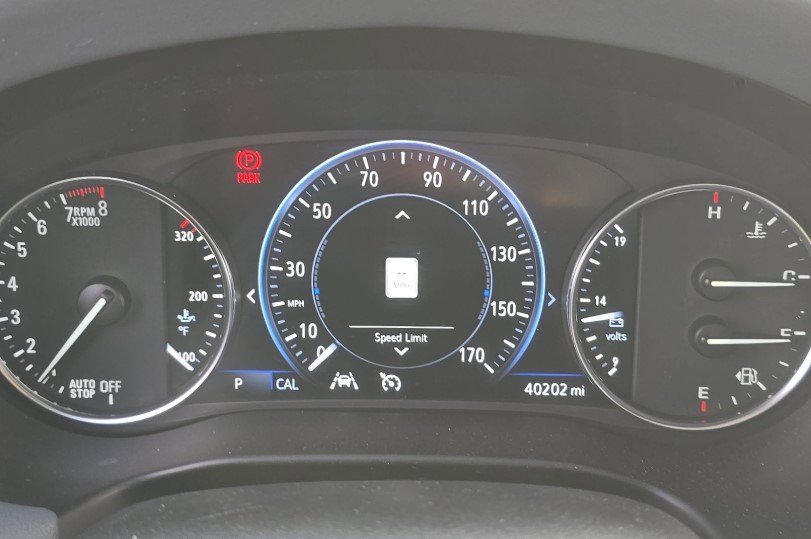 2024 Buick Enclave Premium photo 3