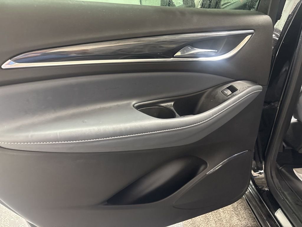 2024 Buick Enclave Essence - Photo 11