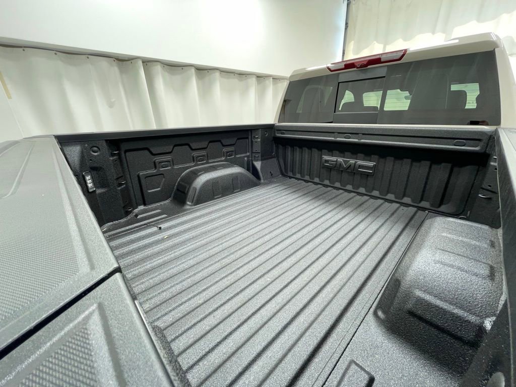 2026 GMC Sierra 1500 AT4X - Photo 10