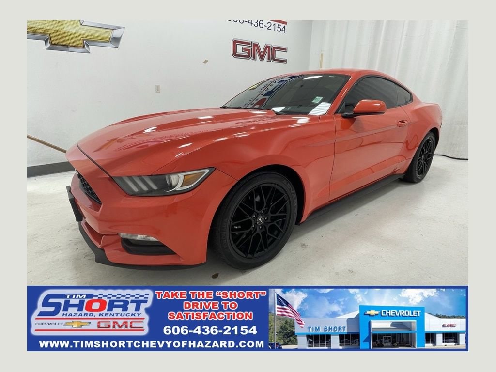 2016 Ford Mustang V6 Coupe's photo
