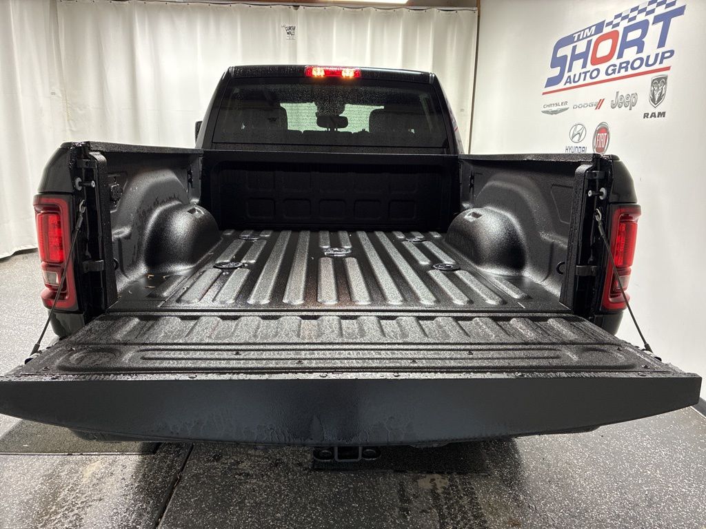 2026 RAM 2500 Big Horn - Photo 6