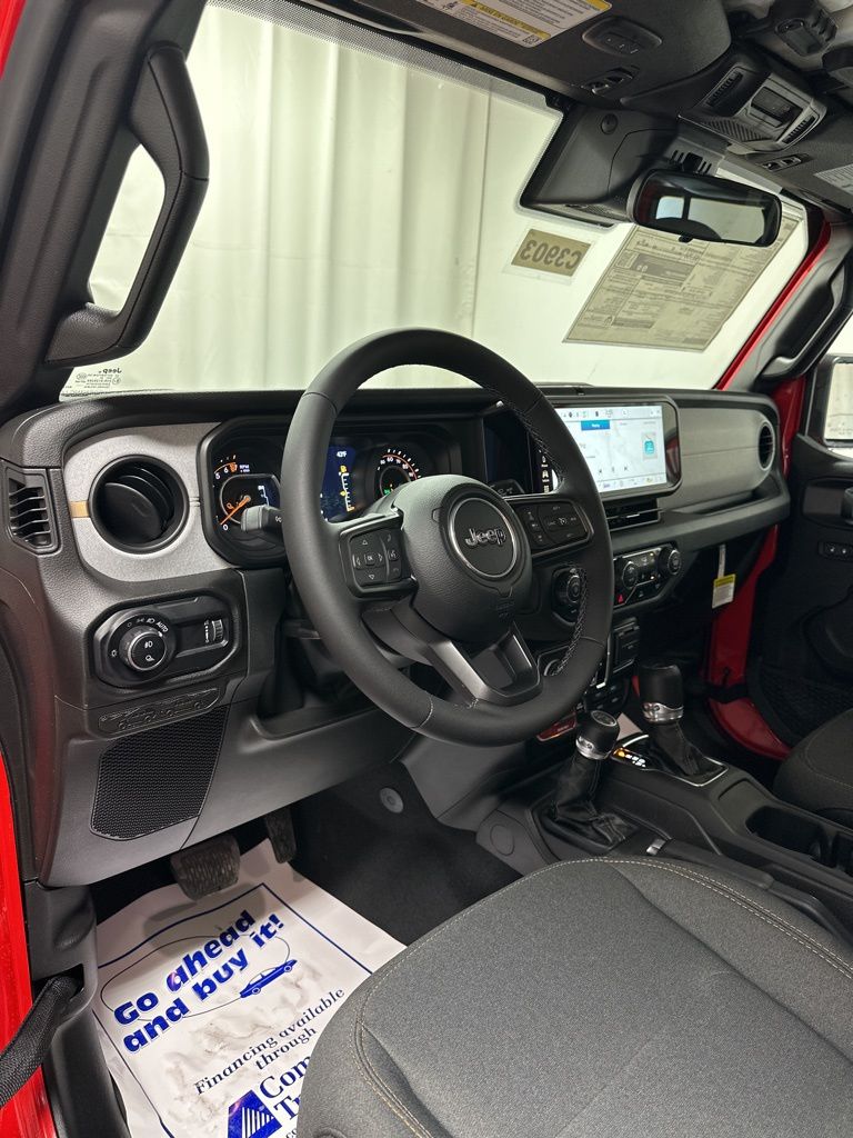 2025 Jeep Gladiator Willys - Photo 14