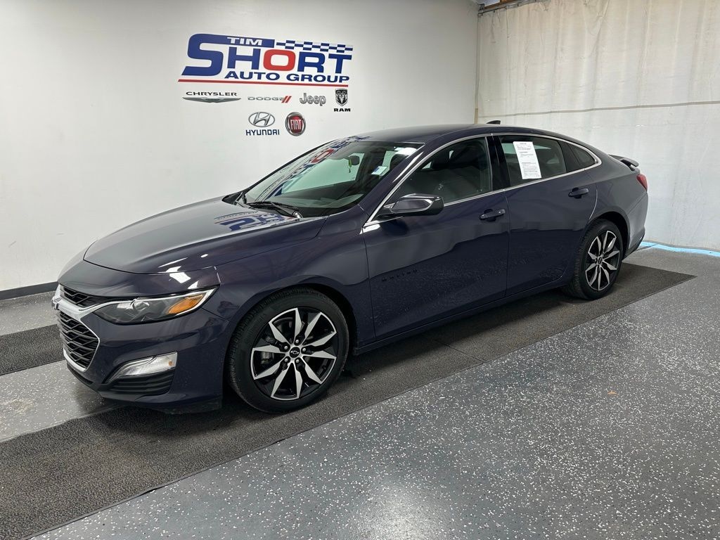 Used 2025 Chevrolet Malibu RS Sedan