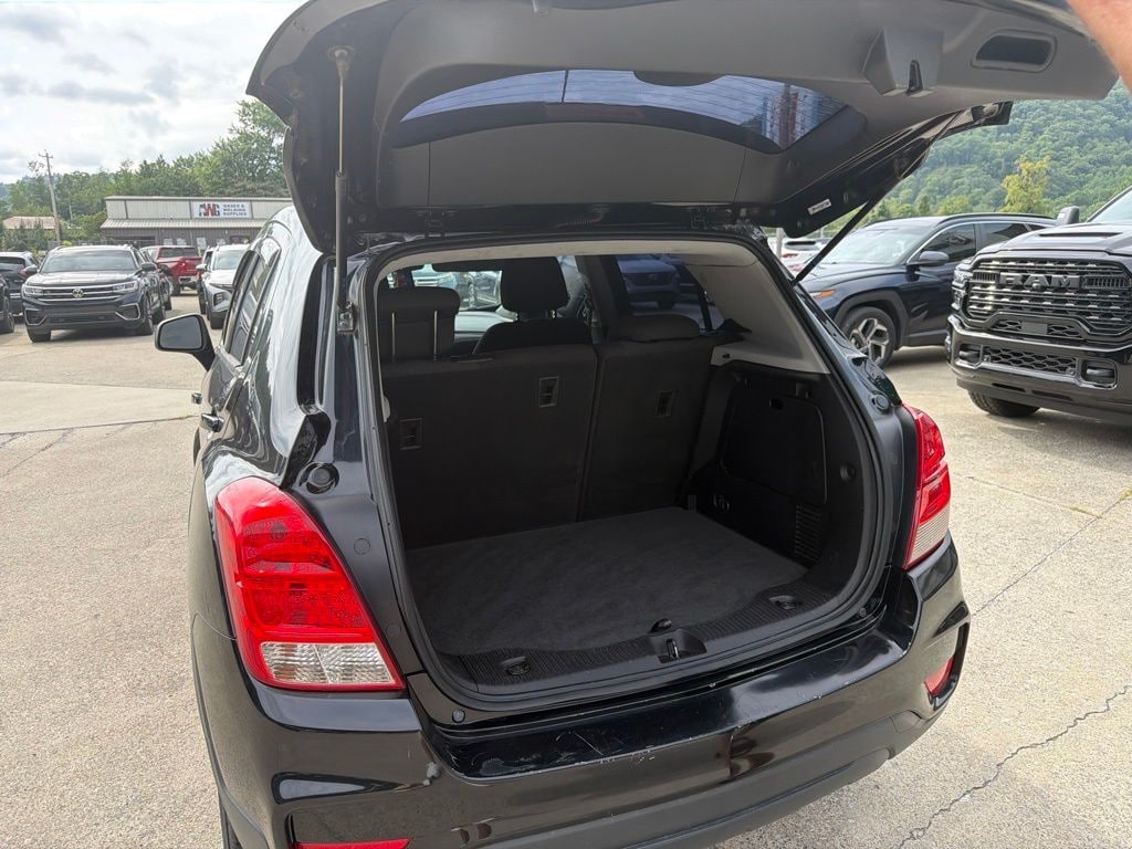 Used 2017 Chevrolet Trax LS SUV