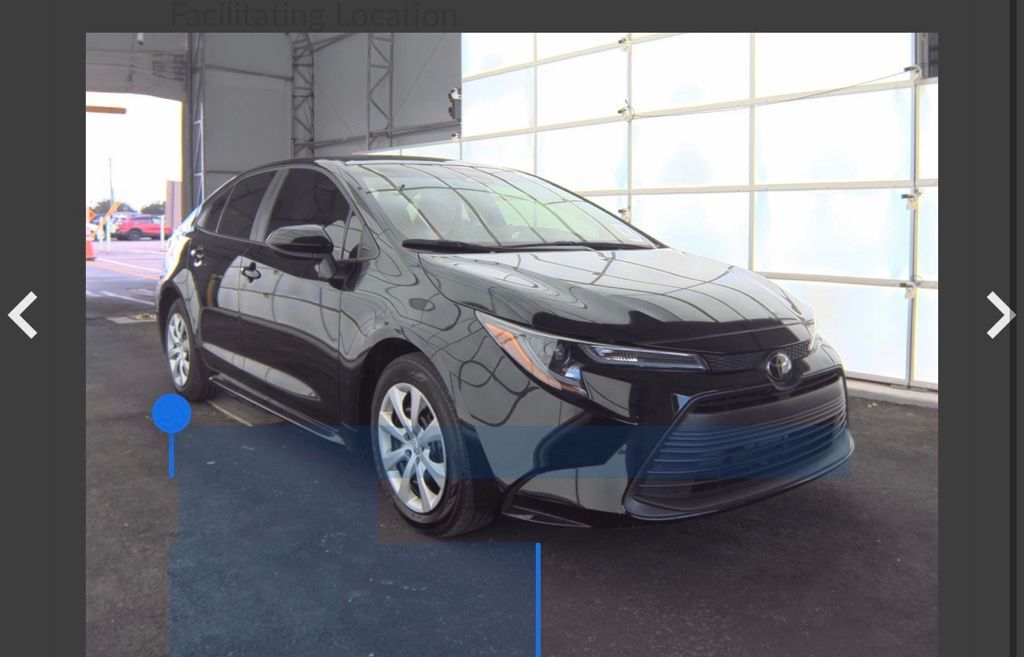 2025 Toyota Corolla LE photo 4