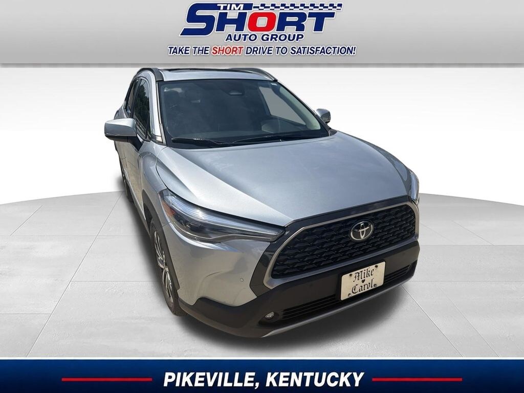 Used 2024 Toyota Corolla Cross XLE SUV