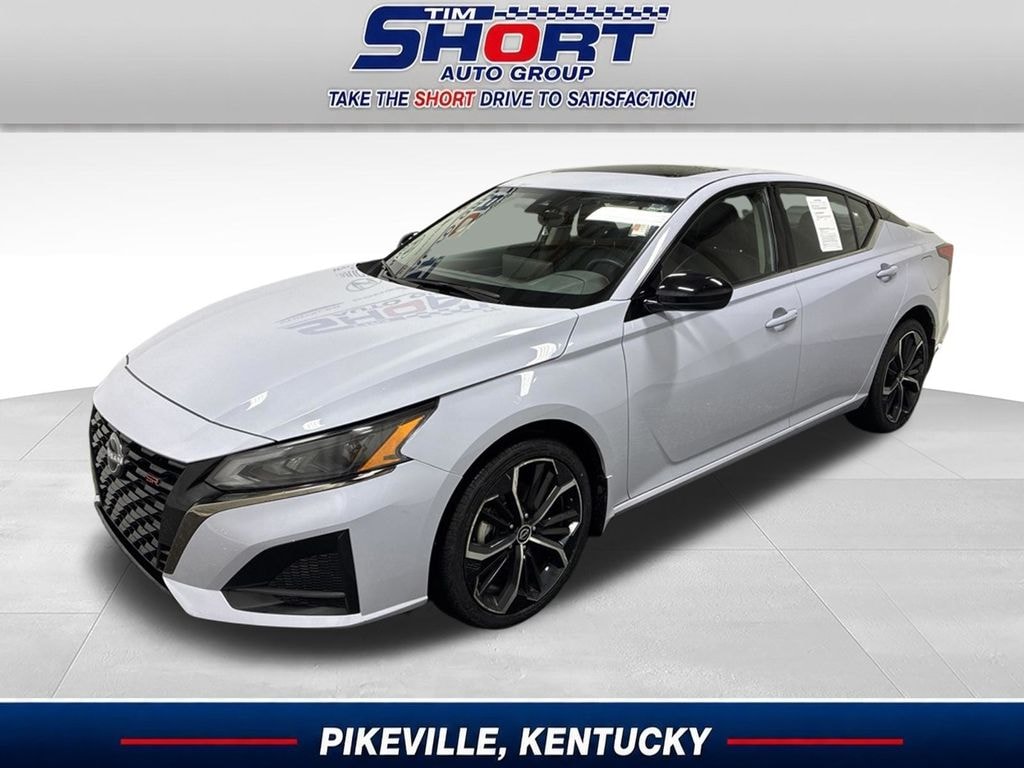 Used 2025 Nissan Altima SR Sedan