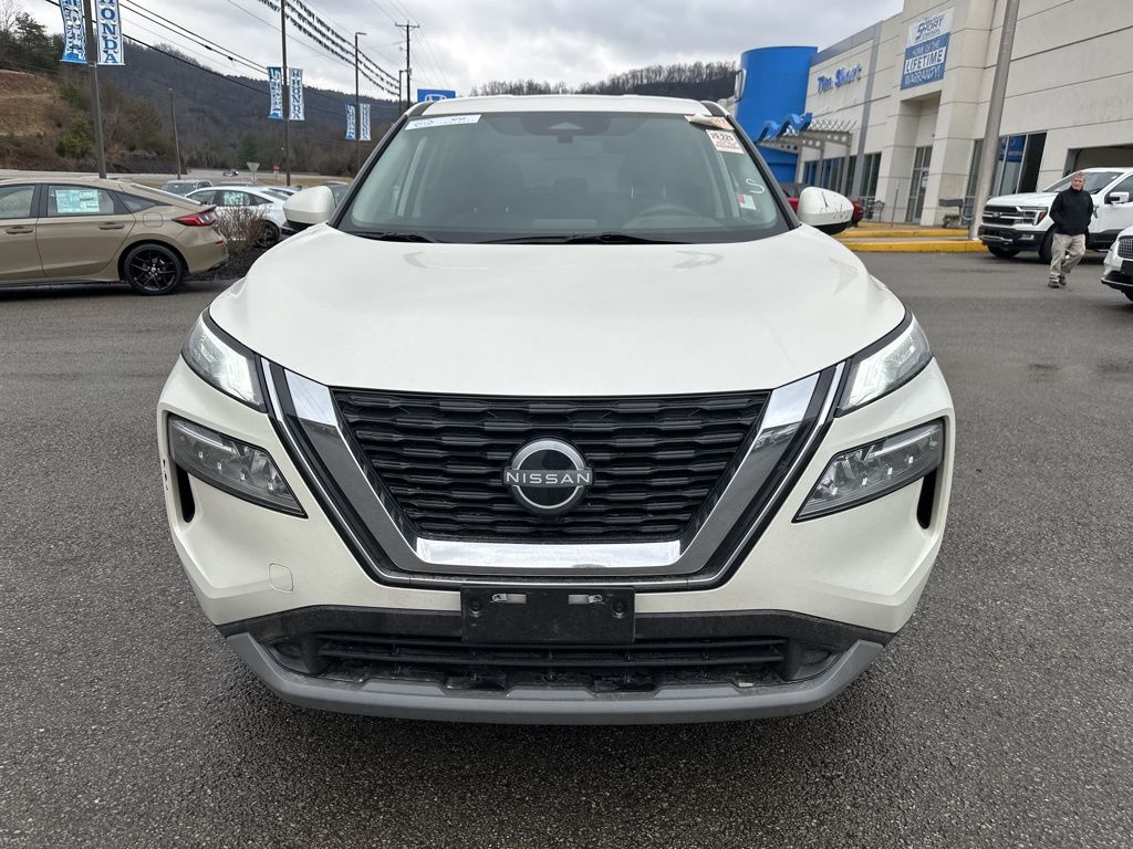 2023 Nissan Rogue SV photo 3