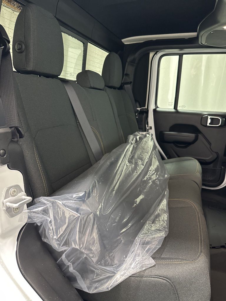 2025 Jeep Gladiator Sport S - Photo 21