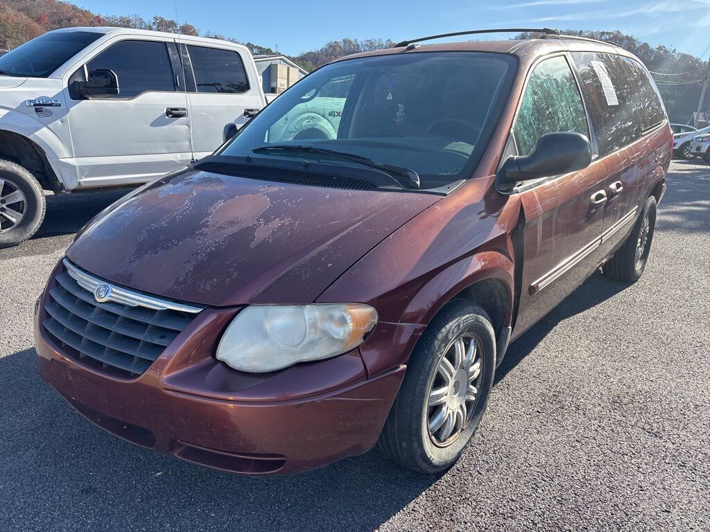 Used 2007 Chrysler Town & Country Touring Van