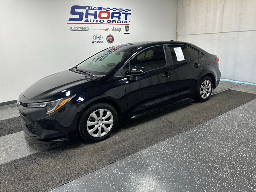 Used 2025 Toyota Corolla LE Sedan