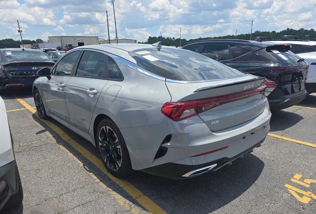 2024 Kia K5 GT-Line photo 3
