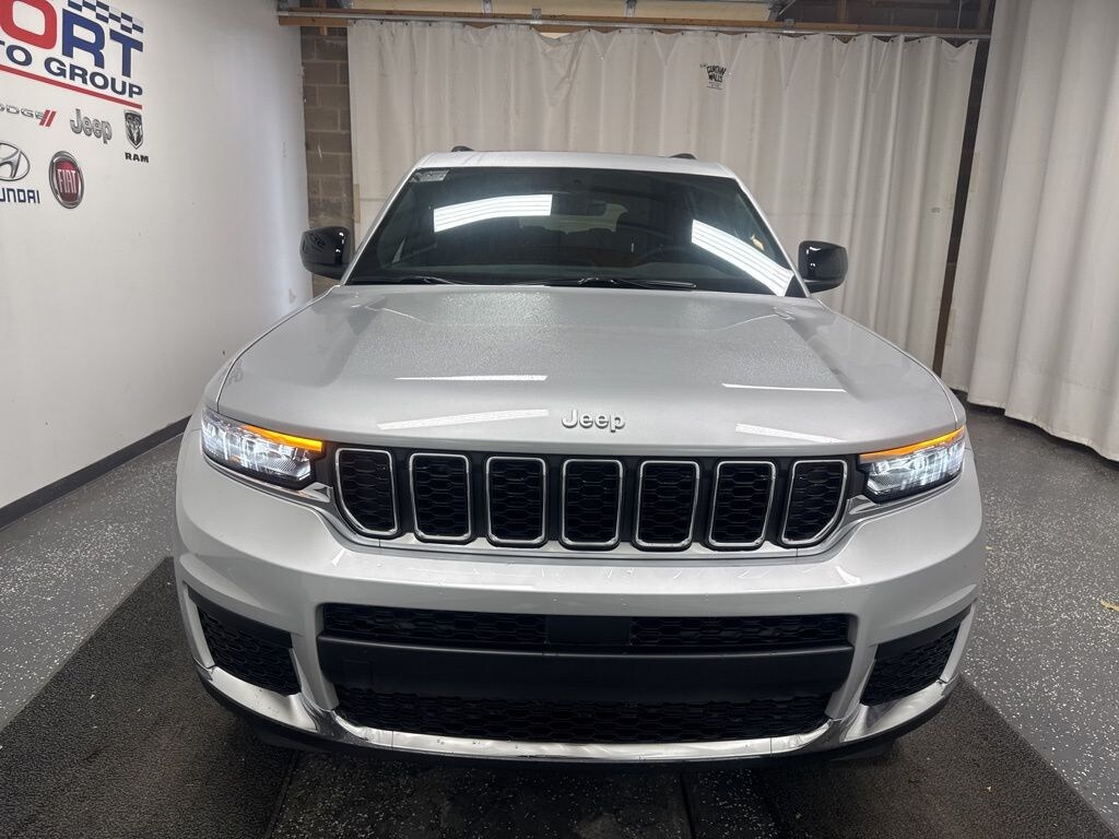 New 2025 Jeep Grand Cherokee L LAREDO X 4X4 Sport Utility
