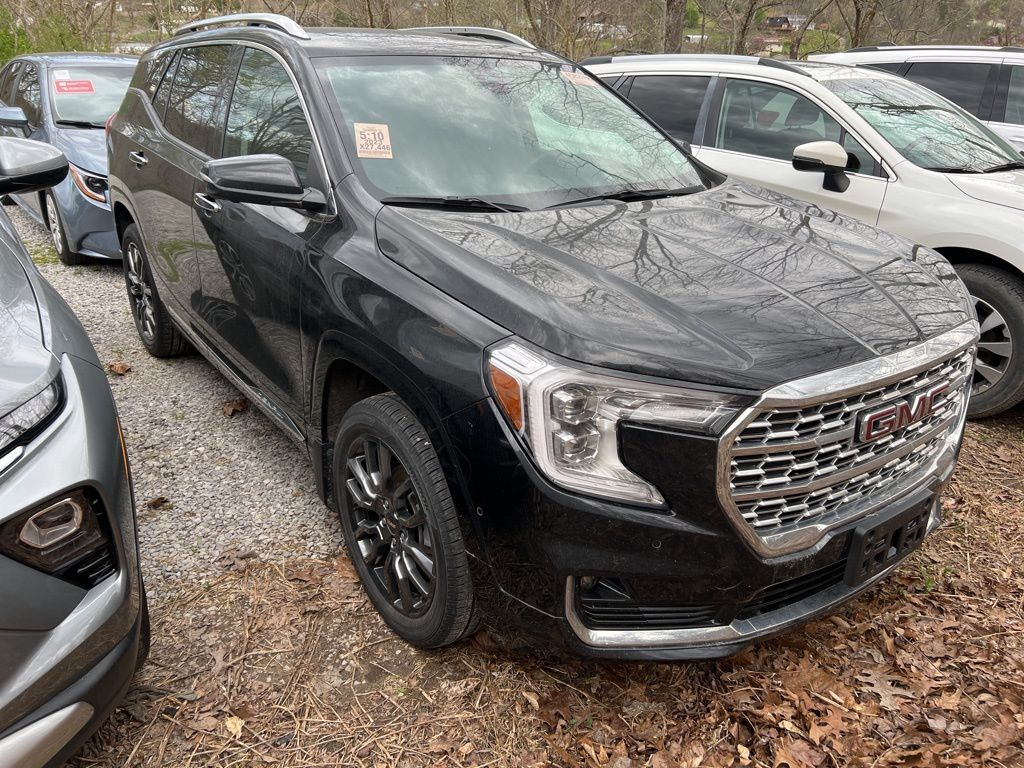 2023 Gmc Terrain Denali photo 3