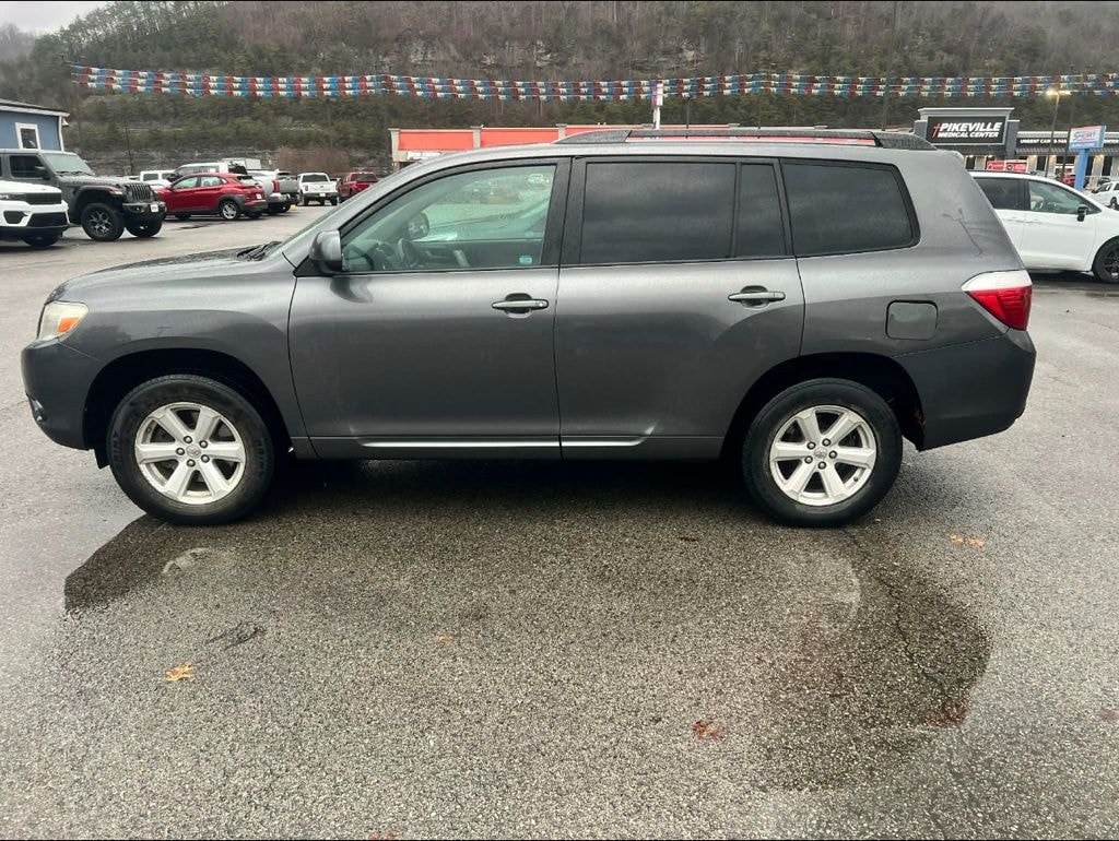 Used 2010 Toyota Highlander SE V6 SUV