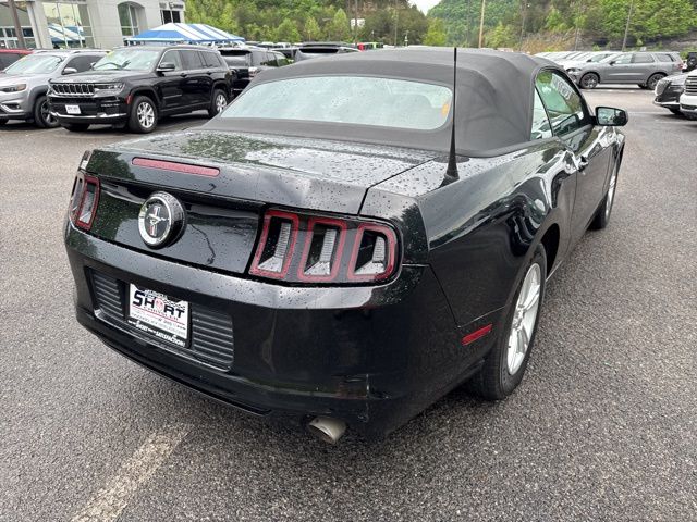 2014 Ford Mustang Convertible photo 2