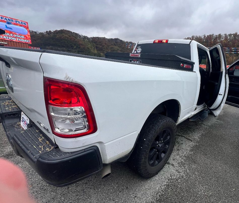 2020 Ram 2500 Tradesman photo 2