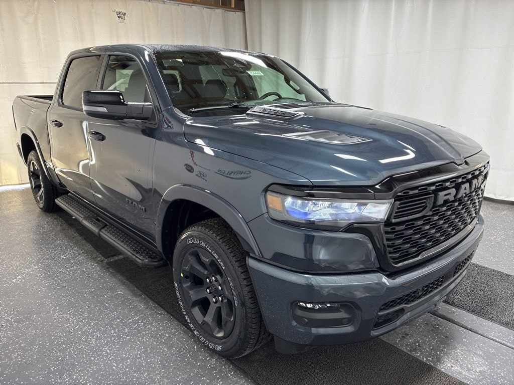 New 2026 Ram 1500 BIG HORN CREW CAB 4X4 5'7 BOX Pickup