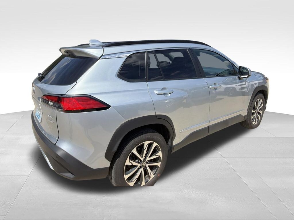Used 2024 Toyota Corolla Cross XLE SUV