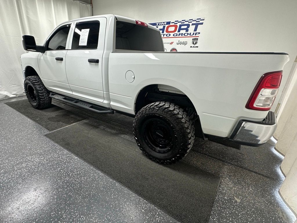2024 Ram 2500 Tradesman photo 4