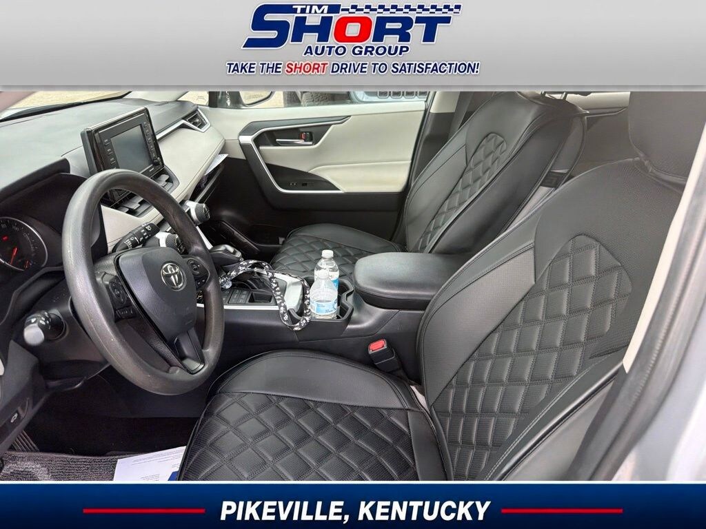 Used 2021 Toyota RAV4 XLE SUV