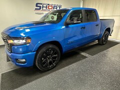 2026 Ram 1500 LARAMIE CREW CAB 4X4 5'7 BOX Pickup