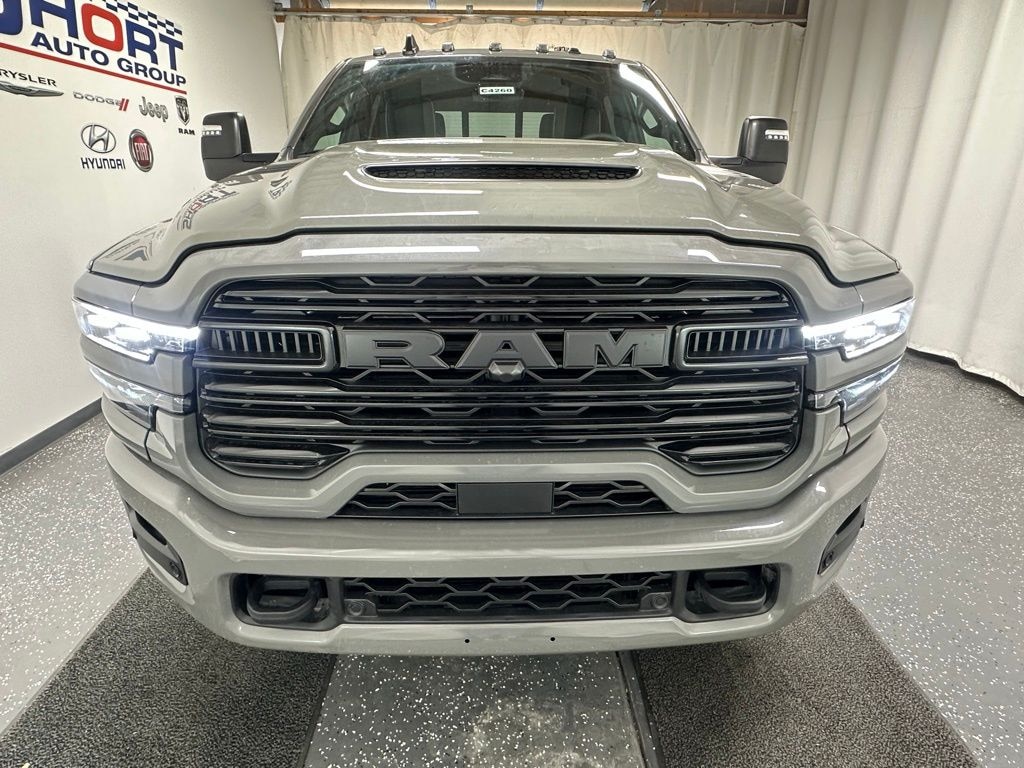 New 2026 Ram 2500 LARAMIE CREW CAB 4X4 6'4 BOX Pickup