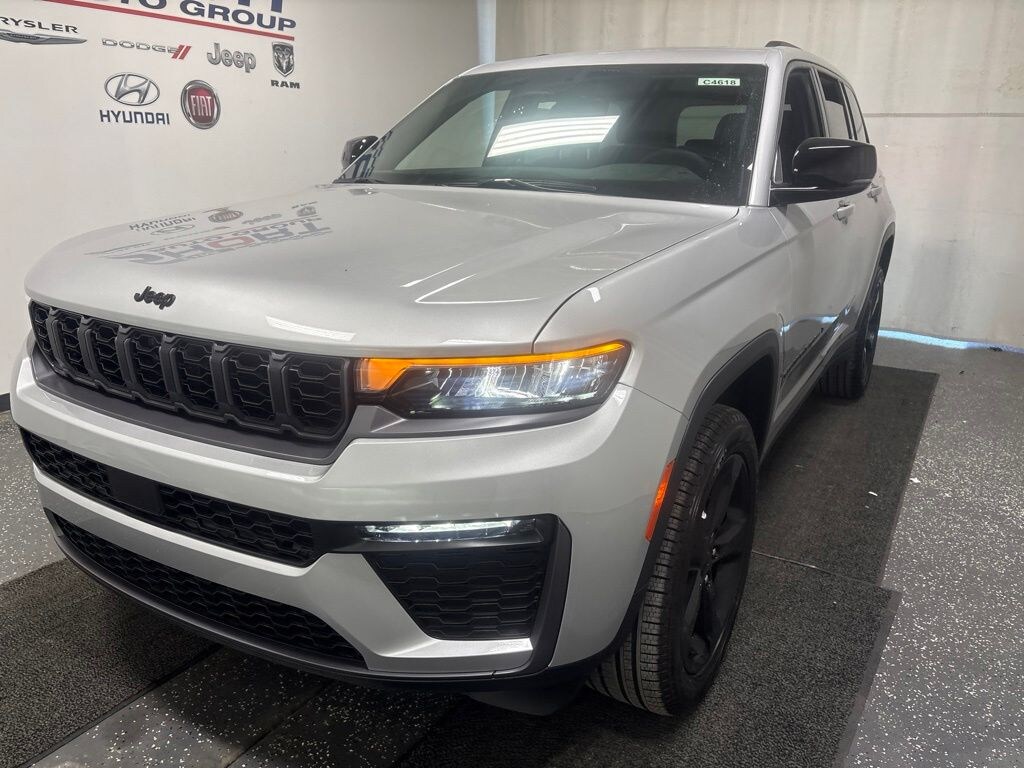 New 2026 Jeep Grand Cherokee Limited 4x4 Sport Utility