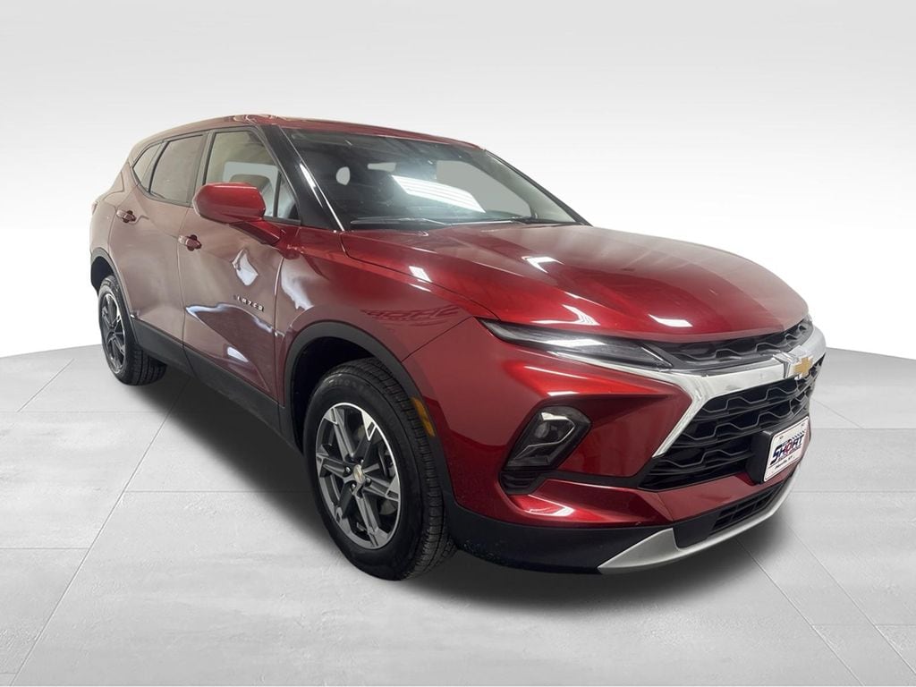 Used 2025 Chevrolet Blazer LT w/2LT SUV