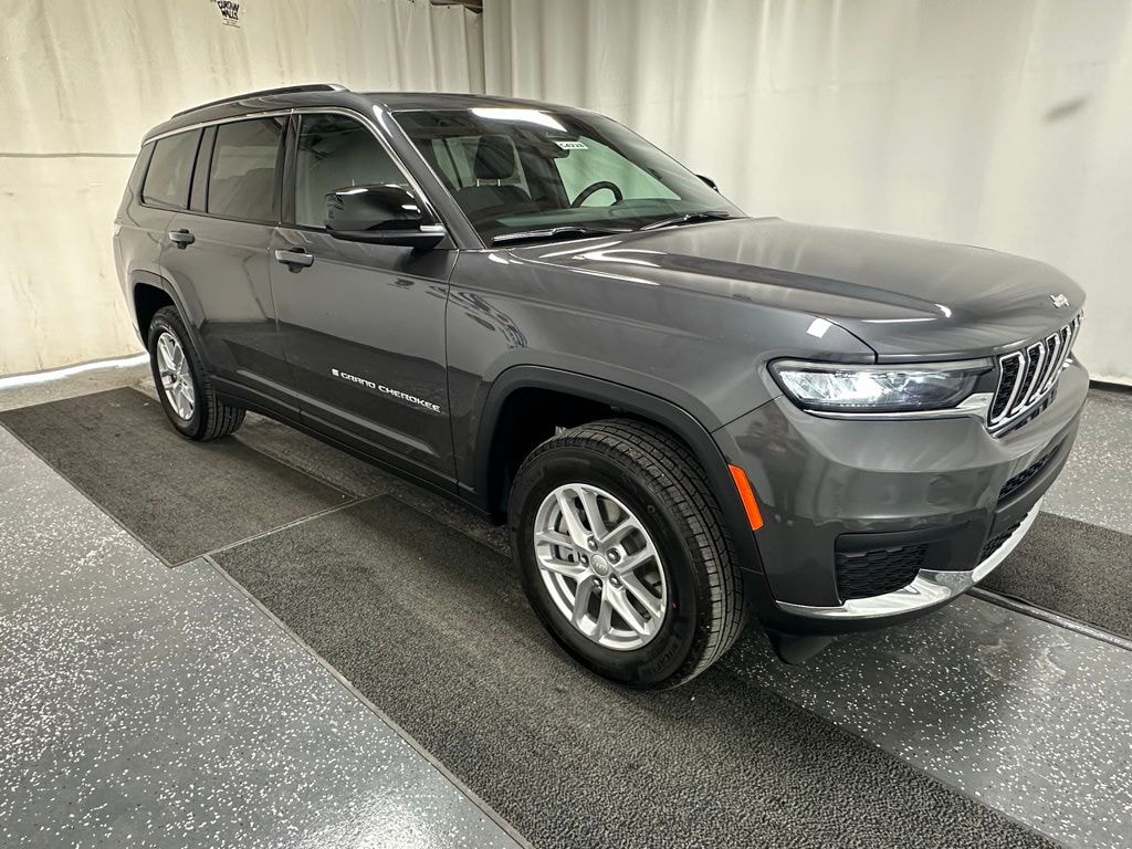 New 2025 Jeep Grand Cherokee L LAREDO X 4X4 Sport Utility