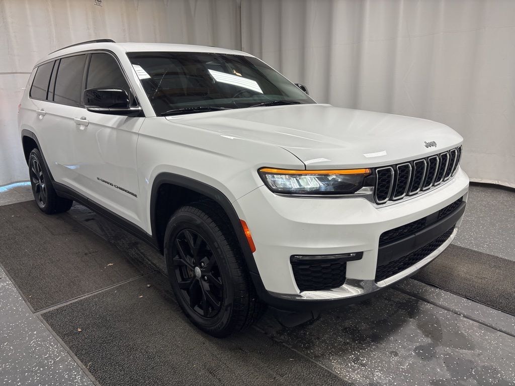 Used 2022 Jeep New Grand Cherokee Limited SUV