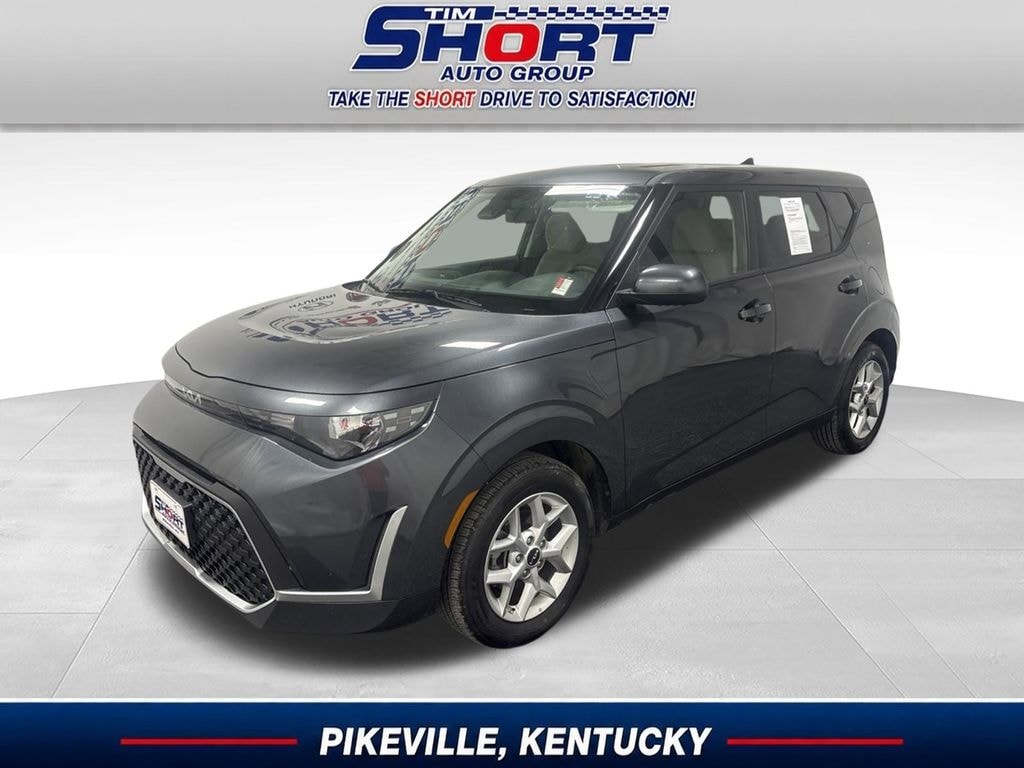 Used 2025 Kia Soul Hatchback