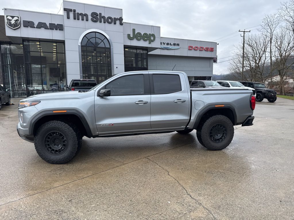 2024 Gmc Canyon AT4 photo 2