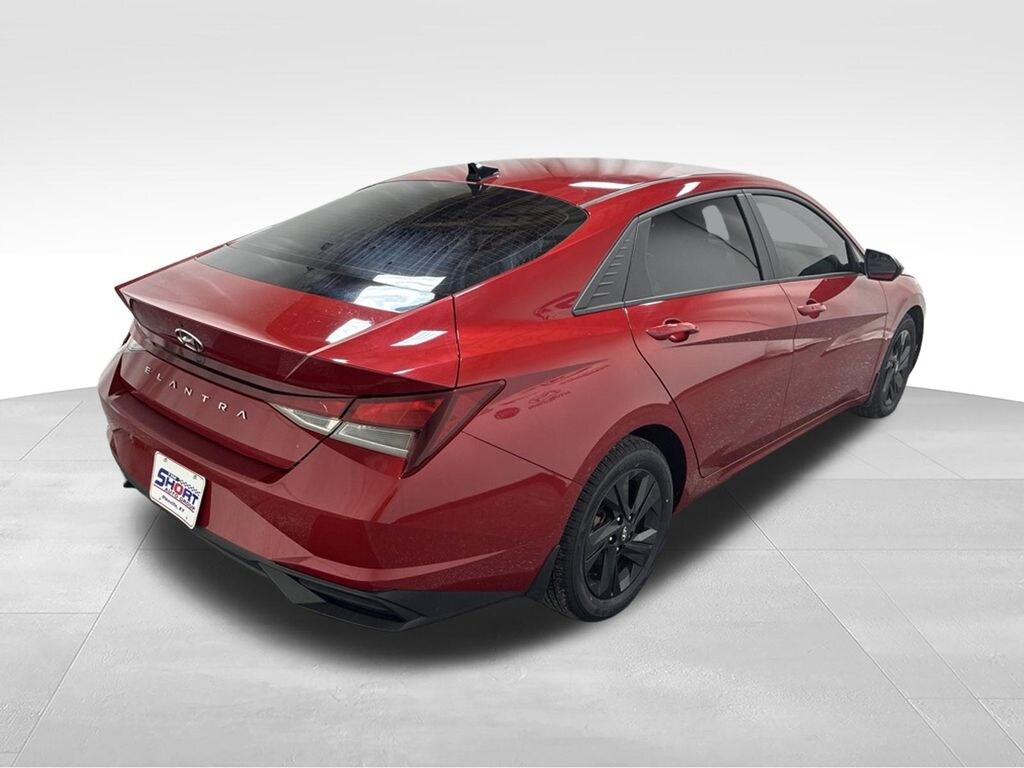 Used 2022 Hyundai Elantra SEL Sedan