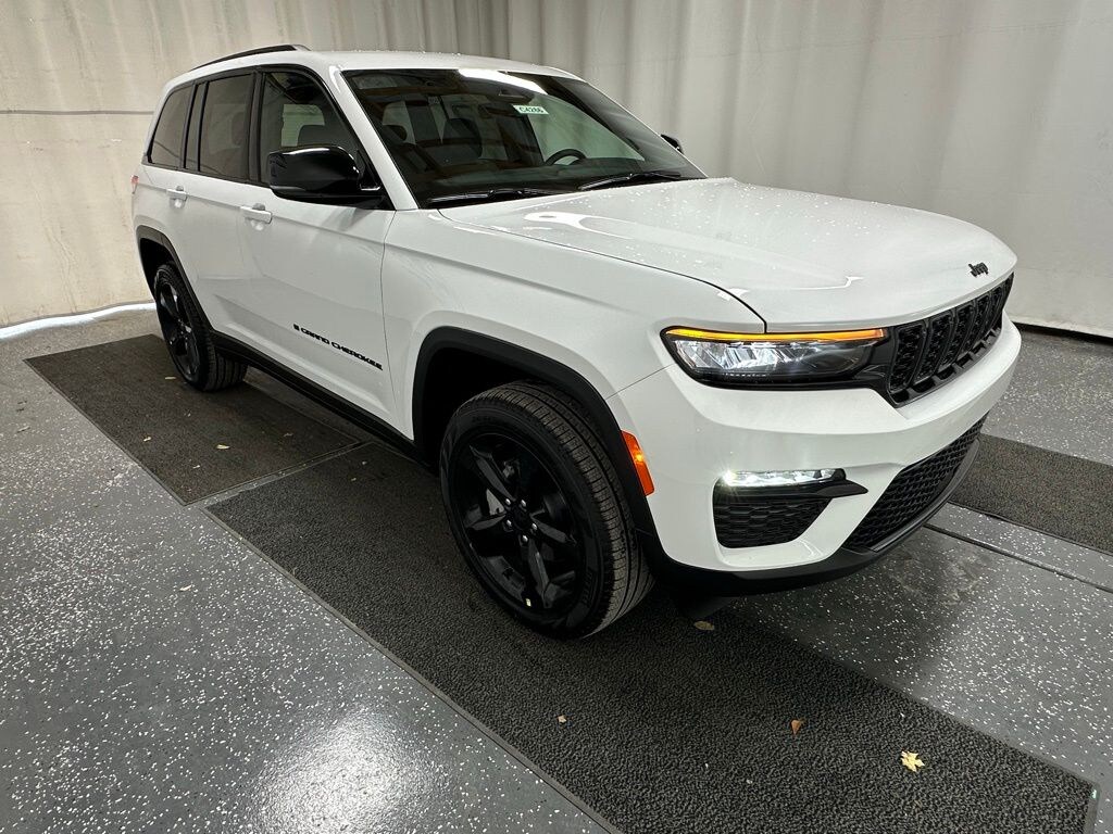 New 2025 Jeep Grand Cherokee LIMITED 4X4 Sport Utility