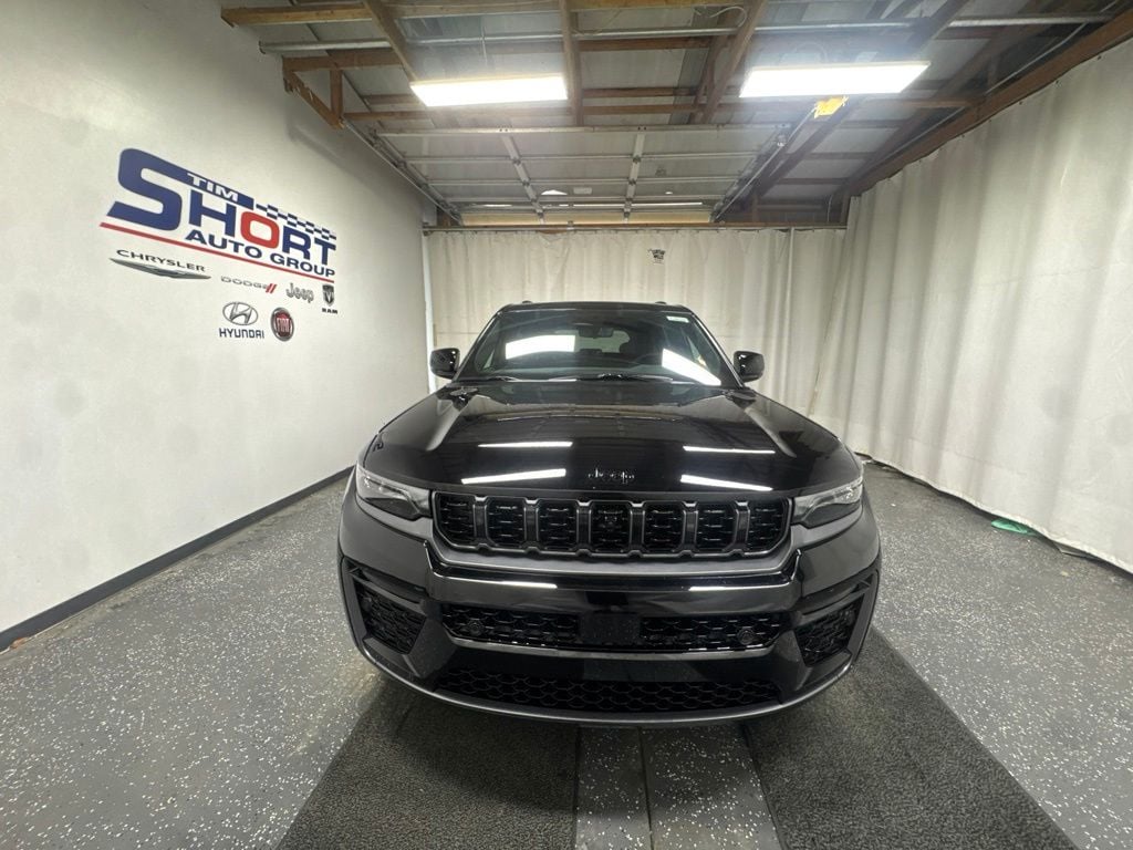 New 2027 Jeep Grand Cherokee Limited Reserve Sport Utility
