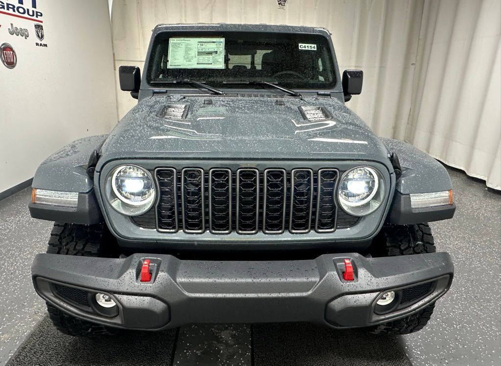 2025 Jeep Gladiator Rubicon photo 3