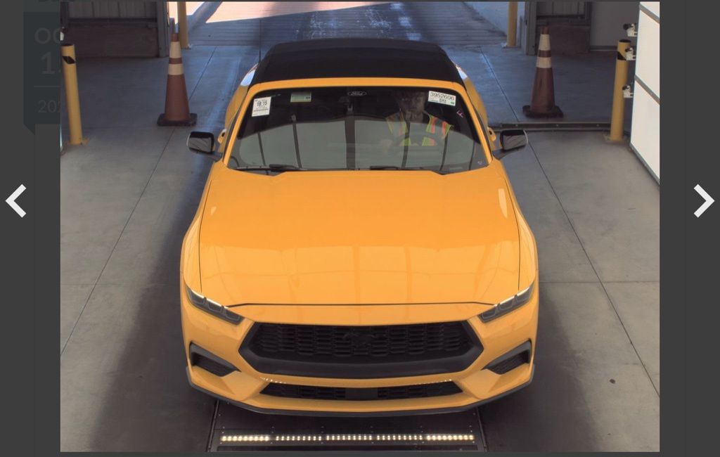 2024 Ford Mustang EcoBoost Convertible photo 2