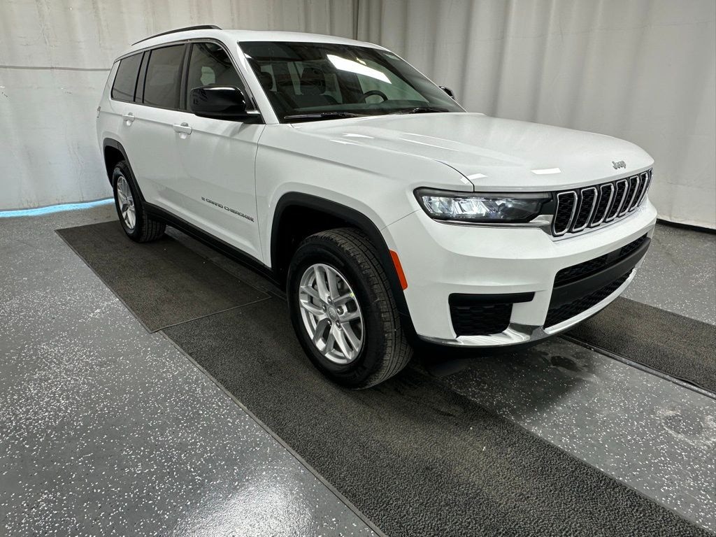 New 2025 Jeep Grand Cherokee L LAREDO X 4X4 Sport Utility