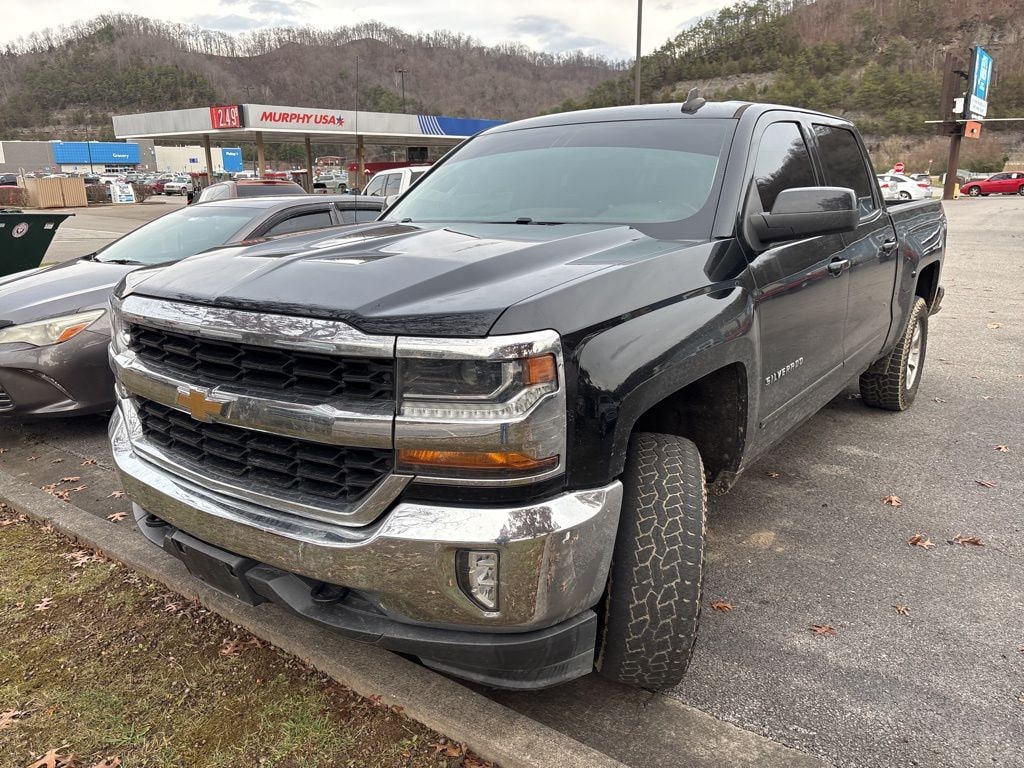 Used 2018 Chevrolet Silverado 1500 LT Truck Crew Cab