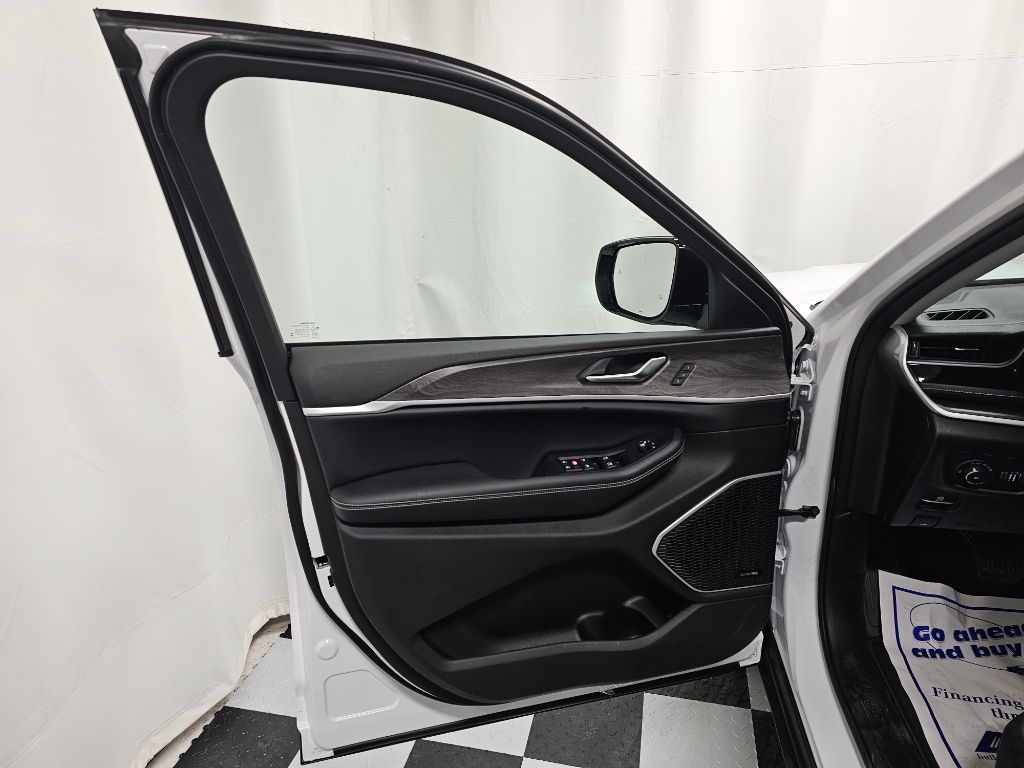 2023 Jeep Grand Cherokee 4xe - Photo 8
