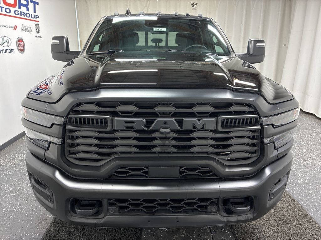 New 2026 Ram 2500 TRADESMAN CREW CAB 4X4 6'4 BOX Pickup