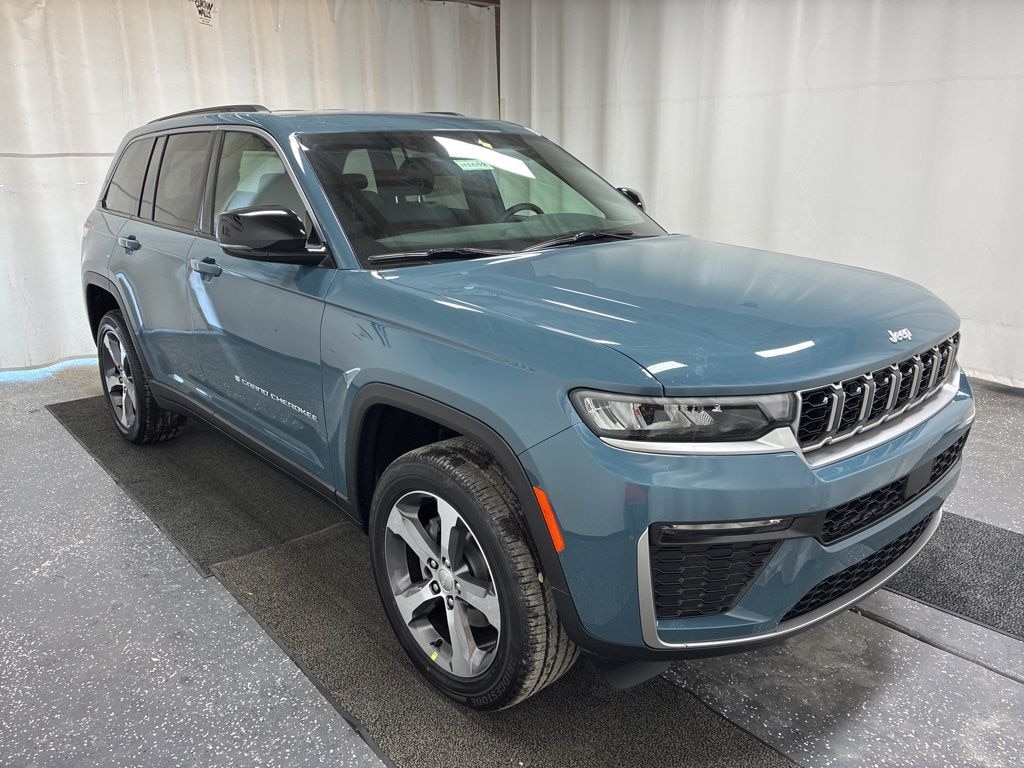 New 2026 Jeep Grand Cherokee LIMITED 4X4 Sport Utility