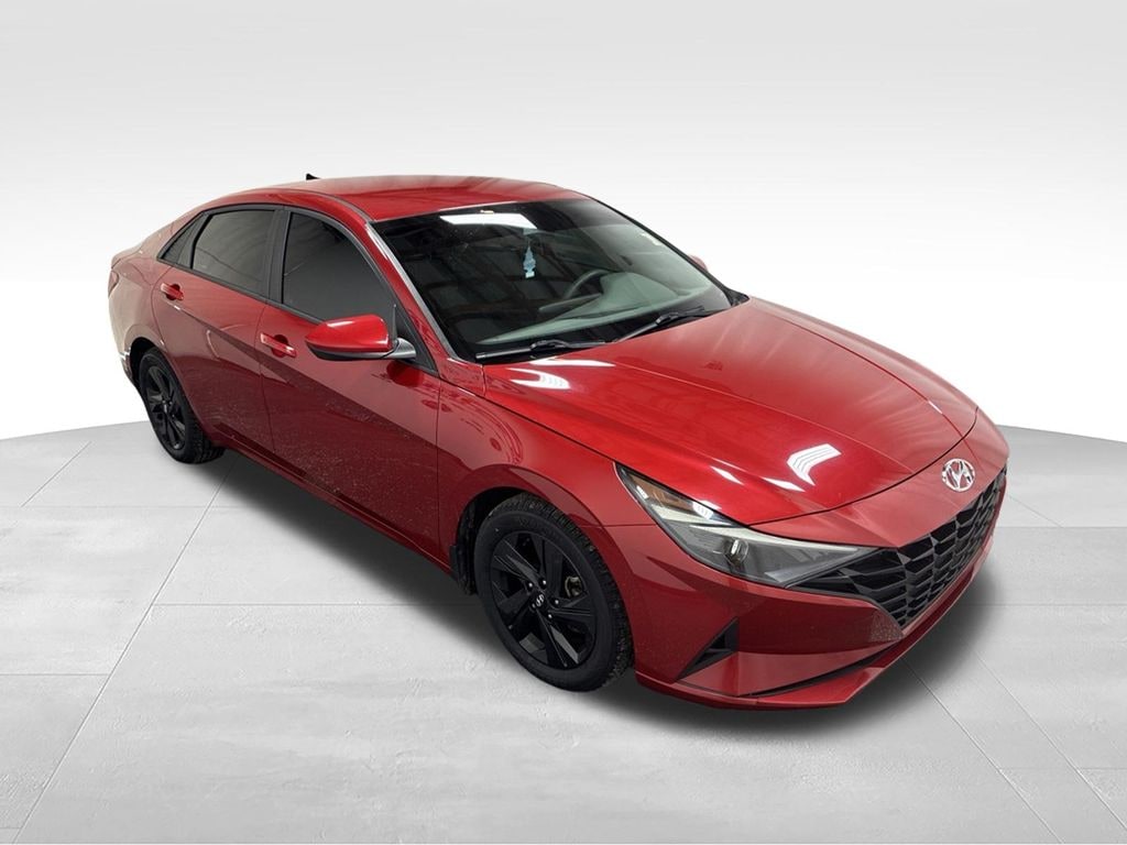 Used 2022 Hyundai Elantra SEL Sedan