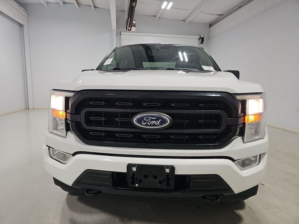2022 Ford F-150 photo 2