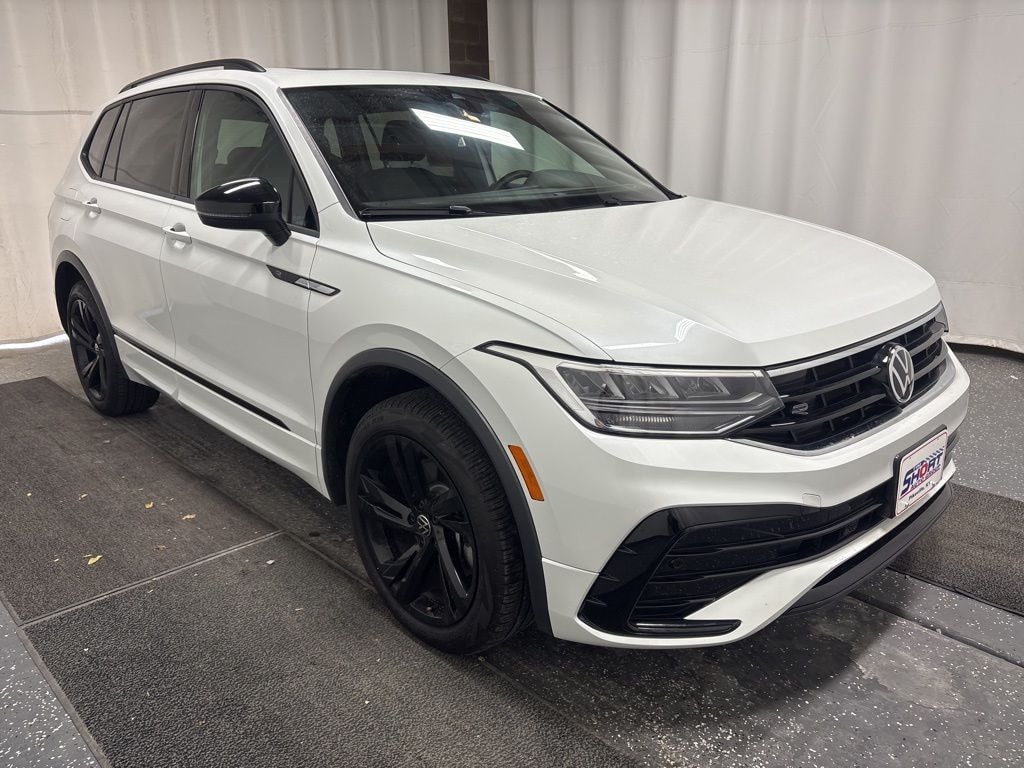 Used 2024 Volkswagen Tiguan 2.0T SE R-Line Black SUV